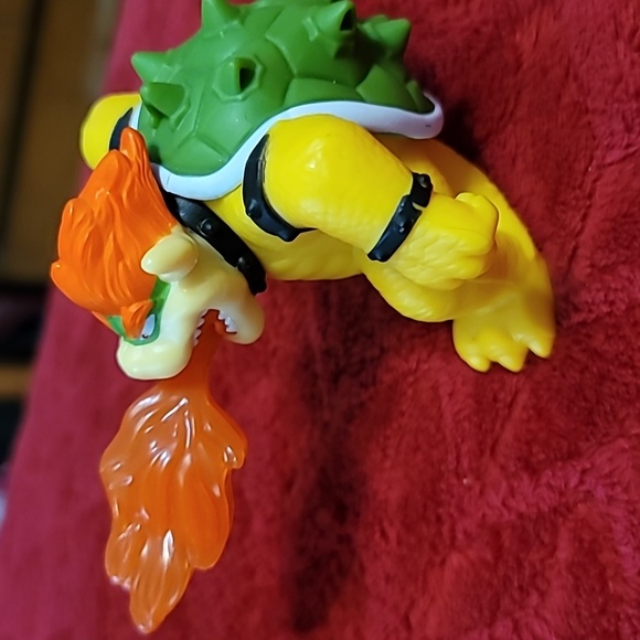 2022 McDonald's Nintendo Super Mario Bros. Bowser 3" Toy Figure. - Picture 4 of 5